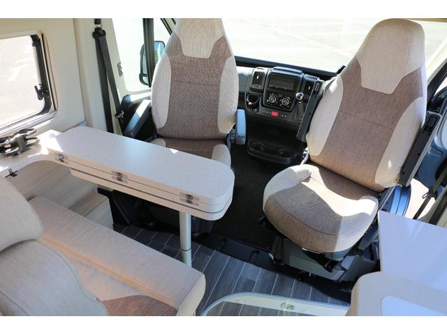 デュカト 　キャンピング　リバーストーンＫＪ　ＦＦヒーター　右ハンドル　９ＡＴ　冷蔵庫　２口コンロ　シンク　ナビ　クリアランスソナー　サブバッテリー　ヒッチメンバー　２３００ｃｃ　４名乗車（73枚目）