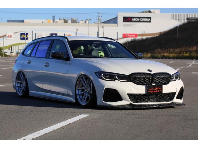 ３シリーズ ３３０ｉツーリング　Ｍスポーツ　エアサス公認　ＡＩＲＲＥＸエアサス　ブリクストンフォージド２０ＡＷ　ブレンボブレーキ　３Ｄデザインエアロ　ＦｉＥＸＨＡＵＳＴマフラー　ＥＶＥＮＴＵＲＩカーボンインテークキット　ＤＶＤプレイヤー（5枚目）