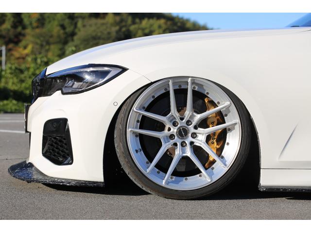 ３シリーズ ３３０ｉツーリング　Ｍスポーツ　エアサス公認　ＡＩＲＲＥＸエアサス　ブリクストンフォージド２０ＡＷ　ブレンボブレーキ　３Ｄデザインエアロ　ＦｉＥＸＨＡＵＳＴマフラー　ＥＶＥＮＴＵＲＩカーボンインテークキット　ＤＶＤプレイヤー（8枚目）