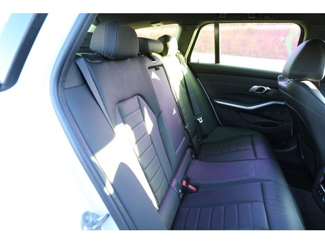 ３シリーズ ３３０ｉツーリング　Ｍスポーツ　エアサス公認　ＡＩＲＲＥＸエアサス　ブリクストンフォージド２０ＡＷ　ブレンボブレーキ　３Ｄデザインエアロ　ＦｉＥＸＨＡＵＳＴマフラー　ＥＶＥＮＴＵＲＩカーボンインテークキット　ＤＶＤプレイヤー（37枚目）