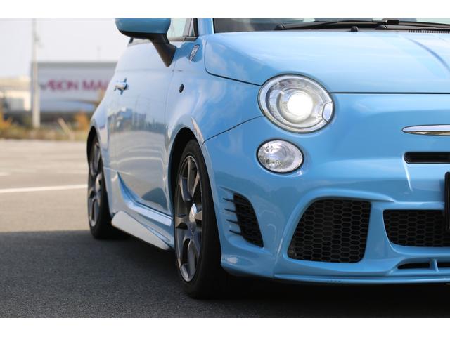 アバルト500 ベースグレード 社外フロントエアロ 社外シフトノブ ローダウン バブリング バックカメラ 5MT 純正アルミホイール レコードモンツァマフラー(9枚目)