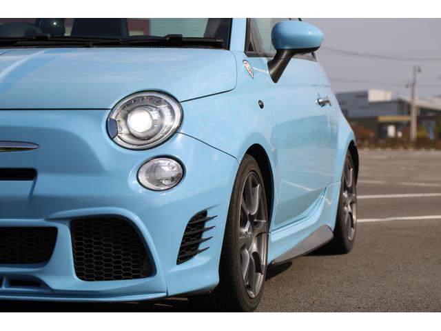 アバルト500 ベースグレード 社外フロントエアロ 社外シフトノブ ローダウン バブリング バックカメラ 5MT 純正アルミホイール レコードモンツァマフラー(10枚目)