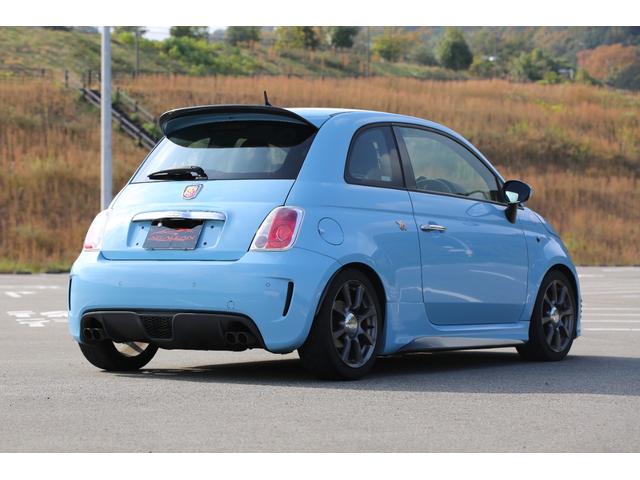 アバルト500 ベースグレード 社外フロントエアロ 社外シフトノブ ローダウン バブリング バックカメラ 5MT 純正アルミホイール レコードモンツァマフラー(16枚目)