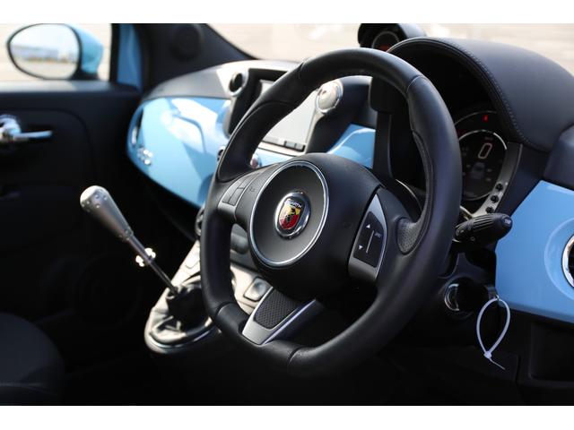 アバルト500 ベースグレード 社外フロントエアロ 社外シフトノブ ローダウン バブリング バックカメラ 5MT 純正アルミホイール レコードモンツァマフラー(28枚目)