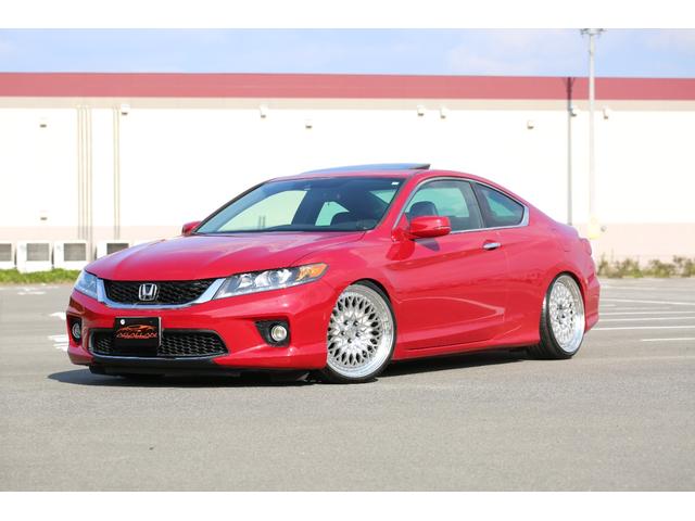 アコード ＥＸ　ＵＳホンダ　ＥＸ－Ｌ　Ｖ６　６速ミッション　サンルーフ　オートチェックレポート有り　バックカメラ　サイドカメラ　車高調　ＷＯＲＫ２０インチＡＷ　社外マフラー　シートヒーター　Ｂｌｕｅｔｏｏｔｈ接続（4枚目）