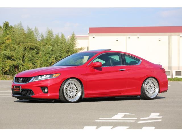 アコード ＥＸ　ＵＳホンダ　ＥＸ－Ｌ　Ｖ６　６速ミッション　サンルーフ　オートチェックレポート有り　バックカメラ　サイドカメラ　車高調　ＷＯＲＫ２０インチＡＷ　社外マフラー　シートヒーター　Ｂｌｕｅｔｏｏｔｈ接続（9枚目）