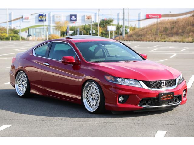 アコード ＥＸ　ＵＳホンダ　ＥＸ－Ｌ　Ｖ６　６速ミッション　サンルーフ　オートチェックレポート有り　バックカメラ　サイドカメラ　車高調　ＷＯＲＫ２０インチＡＷ　社外マフラー　シートヒーター　Ｂｌｕｅｔｏｏｔｈ接続（12枚目）