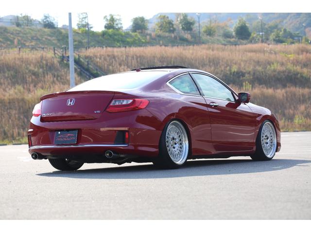 アコード ＥＸ　ＵＳホンダ　ＥＸ－Ｌ　Ｖ６　６速ミッション　サンルーフ　オートチェックレポート有り　バックカメラ　サイドカメラ　車高調　ＷＯＲＫ２０インチＡＷ　社外マフラー　シートヒーター　Ｂｌｕｅｔｏｏｔｈ接続（20枚目）