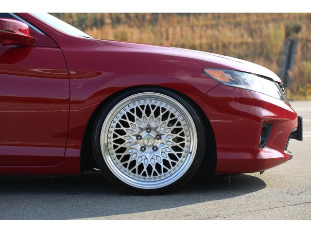 アコード ＥＸ　ＵＳホンダ　ＥＸ－Ｌ　Ｖ６　６速ミッション　サンルーフ　オートチェックレポート有り　バックカメラ　サイドカメラ　車高調　ＷＯＲＫ２０インチＡＷ　社外マフラー　シートヒーター　Ｂｌｕｅｔｏｏｔｈ接続（25枚目）