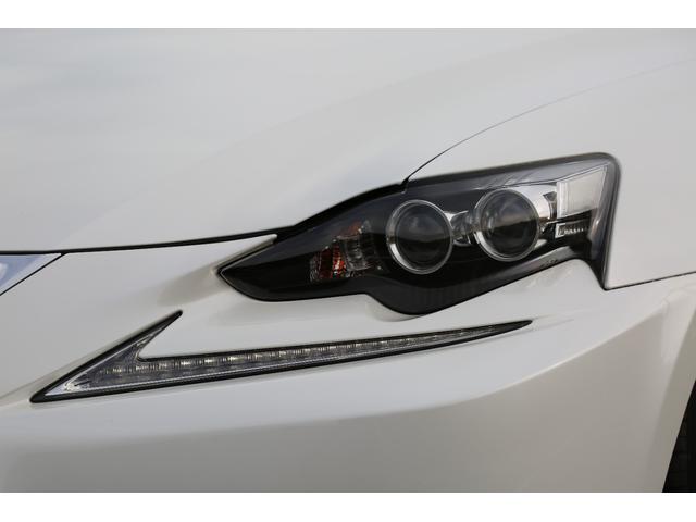 ＩＳ ＩＳ３００ｈ　バージョンＬ　エアサス公認　ＷＯＲＫ１８インチＡＷ　ＲＯＡＭＡＩＲ　サンルーフ　タイヤ４本新品　ベージュ内装　バックカメラ　ＥＴＣ　スマートキー　　パワーシート　シートメモリー付　ｂｌｕｅｔｏｏｔｈ接続（5枚目）