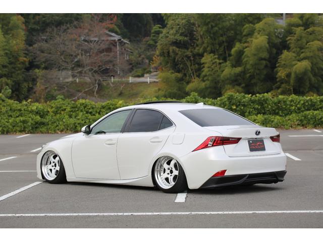 ＩＳ ＩＳ３００ｈ　バージョンＬ　エアサス公認　ＷＯＲＫ１８インチＡＷ　ＲＯＡＭＡＩＲ　サンルーフ　タイヤ４本新品　ベージュ内装　バックカメラ　ＥＴＣ　スマートキー　　パワーシート　シートメモリー付　ｂｌｕｅｔｏｏｔｈ接続（10枚目）