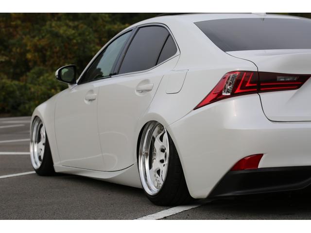 ＩＳ ＩＳ３００ｈ　バージョンＬ　エアサス公認　ＷＯＲＫ１８インチＡＷ　ＲＯＡＭＡＩＲ　サンルーフ　タイヤ４本新品　ベージュ内装　バックカメラ　ＥＴＣ　スマートキー　　パワーシート　シートメモリー付　ｂｌｕｅｔｏｏｔｈ接続（15枚目）