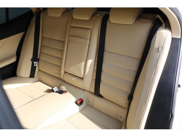 ＩＳ ＩＳ３００ｈ　バージョンＬ　エアサス公認　ＷＯＲＫ１８インチＡＷ　ＲＯＡＭＡＩＲ　サンルーフ　タイヤ４本新品　ベージュ内装　バックカメラ　ＥＴＣ　スマートキー　　パワーシート　シートメモリー付　ｂｌｕｅｔｏｏｔｈ接続（38枚目）