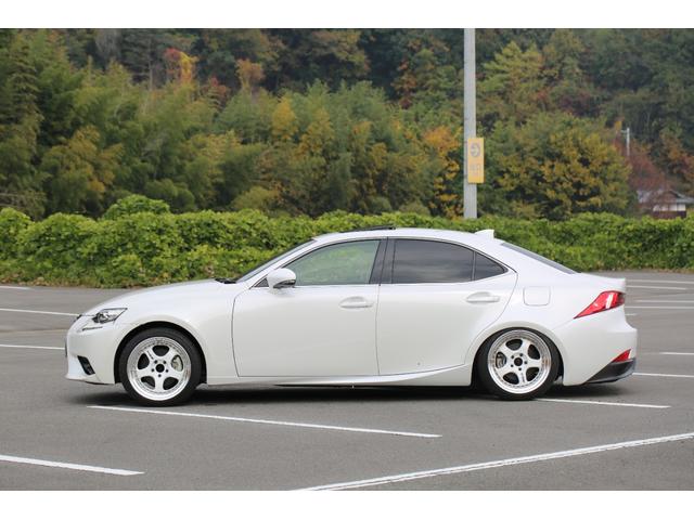 ＩＳ ＩＳ３００ｈ　バージョンＬ　エアサス公認　ＷＯＲＫ１８インチＡＷ　ＲＯＡＭＡＩＲ　サンルーフ　タイヤ４本新品　ベージュ内装　バックカメラ　ＥＴＣ　スマートキー　　パワーシート　シートメモリー付　ｂｌｕｅｔｏｏｔｈ接続（47枚目）