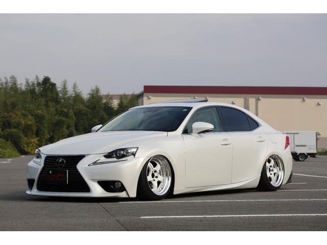 ＩＳ ＩＳ３００ｈ　バージョンＬ　エアサス公認　ＷＯＲＫ１８インチＡＷ　ＲＯＡＭＡＩＲ　サンルーフ　タイヤ４本新品　ベージュ内装　バックカメラ　ＥＴＣ　スマートキー　　パワーシート　シートメモリー付　ｂｌｕｅｔｏｏｔｈ接続（48枚目）