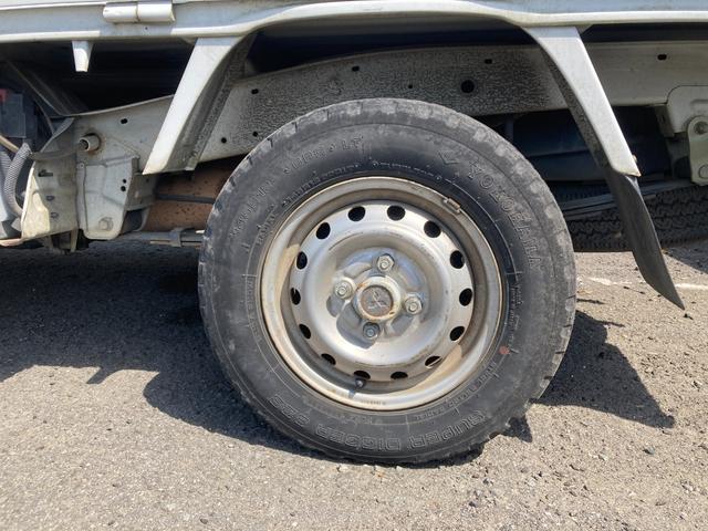MITSUBISHI MINICAB TRUCK TL | 2003 | WHITE | 144054 km MITSUBISHI MINICAB TRUCK TL | 2003 | WHITE | 144054 km