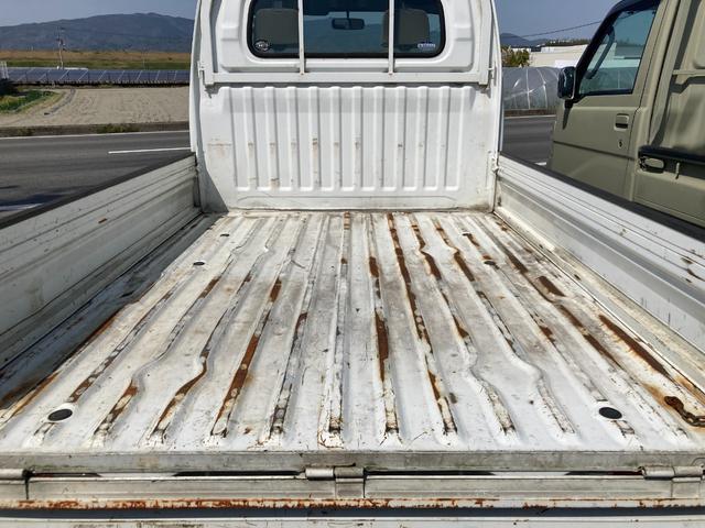 MITSUBISHI MINICAB TRUCK TL | 2003 | WHITE | 144054 km MITSUBISHI MINICAB TRUCK TL | 2003 | WHITE | 144054 km