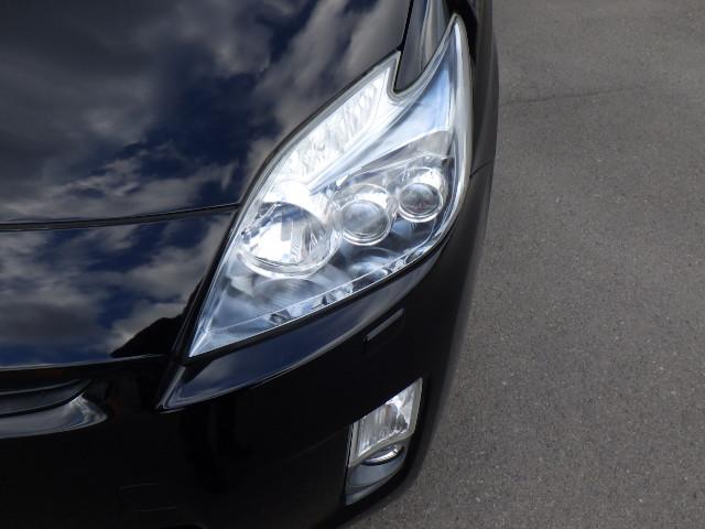 プリウス Ｓツーリングセレクション　クラッツィオシートカバー　スモークフィルム済　イクリプスフルセグＢｌｕｅｔｏｏｔｈ付ＳＤナビ　バックカメラ　ＥＴＣ　純正１７インチＡＷ　純正ＬＥＤヘッドライト　レイブリックＬＥＤフォグランプ（53枚目）