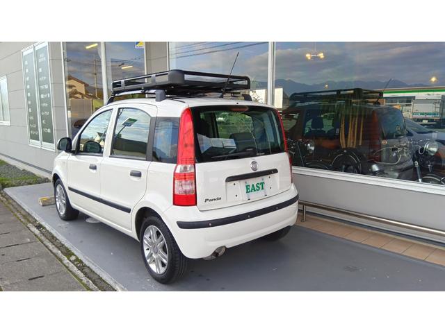 ニューパンダ Ｍａｘｉ　サンルーフ／ルーフキャリア／エアコン／ナビ／フルセグ／ＣＤ／パワーウィンドウ／キーレス／フロントフォグランプ（5枚目）