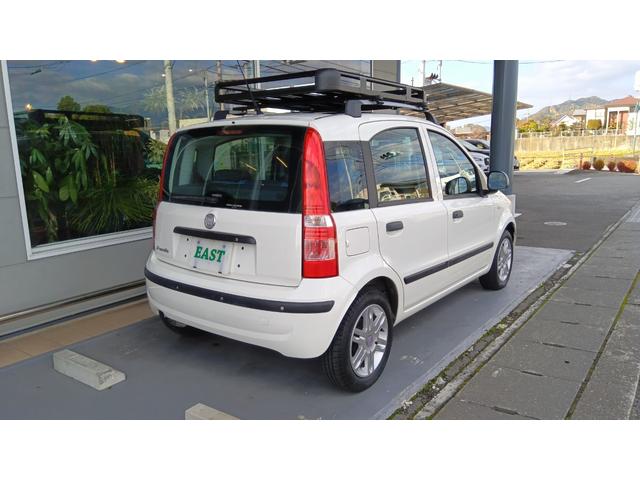 ニューパンダ Ｍａｘｉ　サンルーフ／ルーフキャリア／エアコン／ナビ／フルセグ／ＣＤ／パワーウィンドウ／キーレス／フロントフォグランプ（7枚目）