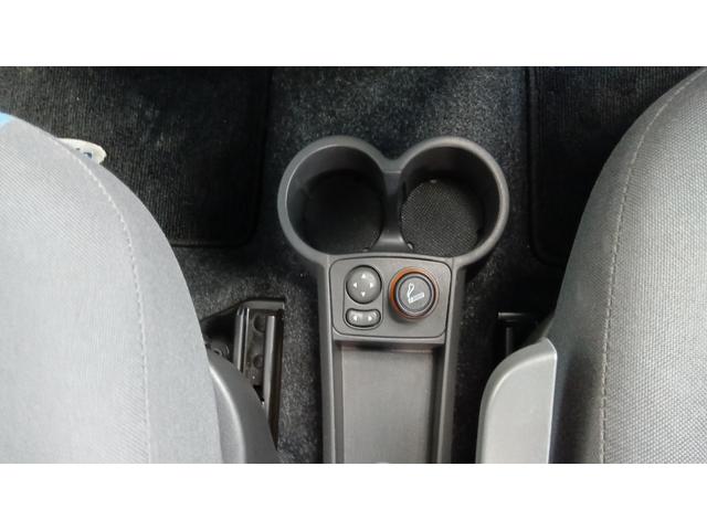 ニューパンダ Ｍａｘｉ　サンルーフ／ルーフキャリア／エアコン／ナビ／フルセグ／ＣＤ／パワーウィンドウ／キーレス／フロントフォグランプ（29枚目）