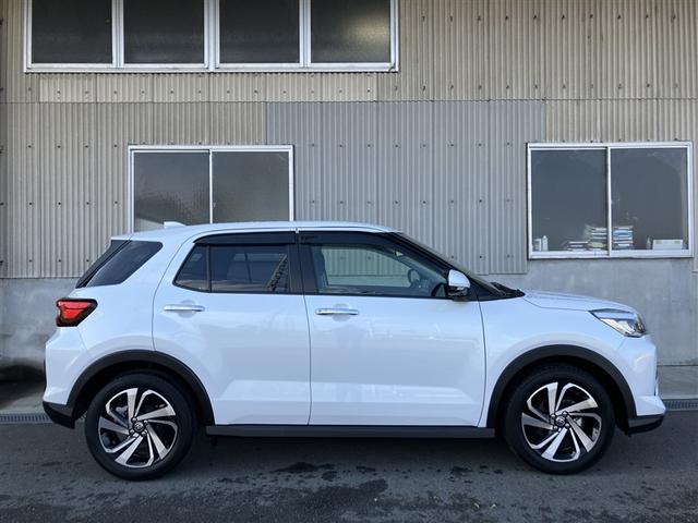 ライズ Ｚ　フルセグ　バックカメラ　衝突被害軽減システム　ＥＴＣ　ＬＥＤヘッドランプ　ワンオーナー　アイドリングストップ（3枚目）