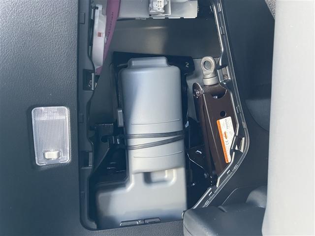 アルファード ２．５Ｓ　タイプゴールド　サンルーフ　メモリーナビ　ＤＶＤ再生　後席モニター　バックカメラ　衝突被害軽減システム　ＥＴＣ　ドラレコ　両側電動スライド　ＬＥＤヘッドランプ　乗車定員７人　３列シート　ワンオーナー（23枚目）