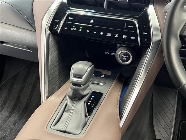 ハリアーハイブリッド Z レザーパッケージ T-Connectナビ 衝突被害軽減ブレーキ ペダル踏み間違い急発進抑制装置 車線逸脱警報 先進ライト デュアル+サイドエアバッグ 全周囲カメラ 横滑防止装置 バックモニター ドライブレコーダー(27枚目)