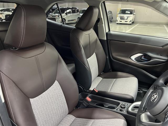 ヤリスクロス ハイブリッドZ 衝突被害軽減ブレーキ ペダル踏み間違い急発進抑制装置 デュアル+サイドエアバッグ ABS 純正アルミホイール モケットシート パワステ パワーウィンドウ(10枚目)