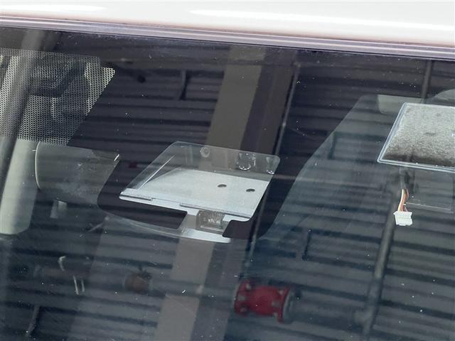 プロボックス DXコンフォート 衝突被害軽減ブレーキ 車線逸脱警報 先進ライト デュアルエアバッグ 横滑防止装置 バックモニター カーナビ CD再生装置 キーレスエントリー ETC ABS モケットシート エアコン パワステ(7枚目)