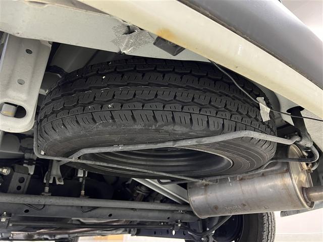 プロボックス DXコンフォート 衝突被害軽減ブレーキ 車線逸脱警報 先進ライト デュアルエアバッグ 横滑防止装置 バックモニター カーナビ CD再生装置 キーレスエントリー ETC ABS モケットシート エアコン パワステ(17枚目)