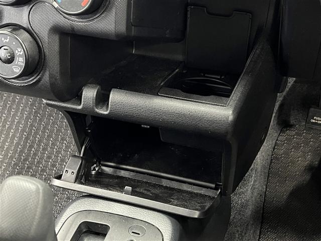 プロボックス DXコンフォート 衝突被害軽減ブレーキ 車線逸脱警報 先進ライト デュアルエアバッグ 横滑防止装置 バックモニター カーナビ CD再生装置 キーレスエントリー ETC ABS モケットシート エアコン パワステ(27枚目)