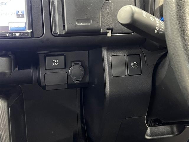 プロボックス DXコンフォート 衝突被害軽減ブレーキ 車線逸脱警報 先進ライト デュアルエアバッグ 横滑防止装置 バックモニター カーナビ CD再生装置 キーレスエントリー ETC ABS モケットシート エアコン パワステ(28枚目)