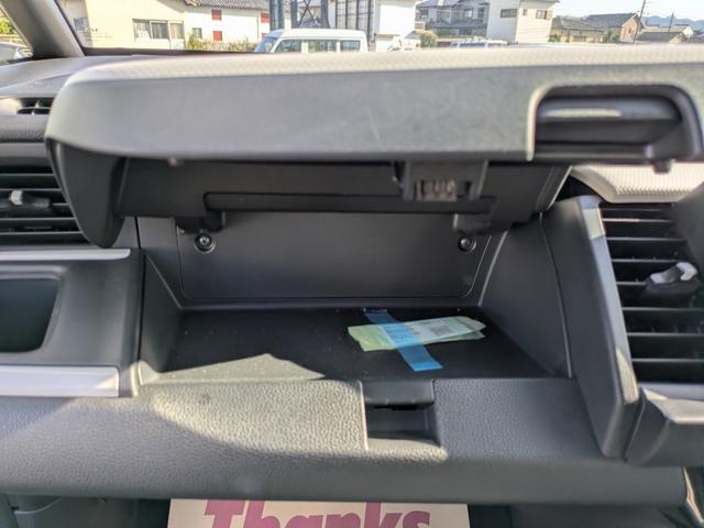 フィット ｅ：ＨＥＶベーシック　ナビ　バックカメラ　ＥＴＣ（16枚目）