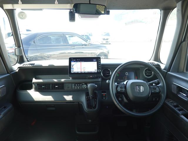Ｎ－ＢＯＸカスタム ターボ　当店デモカー　ＨＯＮＤＡＣＯＮＥＣＴナビ（ＬＸＵ２４２ＮＢｉ）ＴＶ　ＢＴ接続　ＥＴＣ車載器　両側パワースライドドア　テールゲート交換歴あり（2枚目）