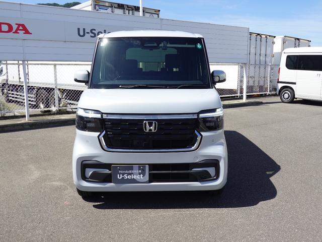 Ｎ－ＢＯＸカスタム ターボ　当店デモカー　ＨＯＮＤＡＣＯＮＥＣＴナビ（ＬＸＵ２４２ＮＢｉ）ＴＶ　ＢＴ接続　ＥＴＣ車載器　両側パワースライドドア　テールゲート交換歴あり（10枚目）