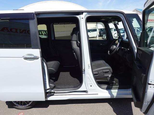 Ｎ－ＢＯＸカスタム ターボ　当店デモカー　ＨＯＮＤＡＣＯＮＥＣＴナビ（ＬＸＵ２４２ＮＢｉ）ＴＶ　ＢＴ接続　ＥＴＣ車載器　両側パワースライドドア　テールゲート交換歴あり（23枚目）