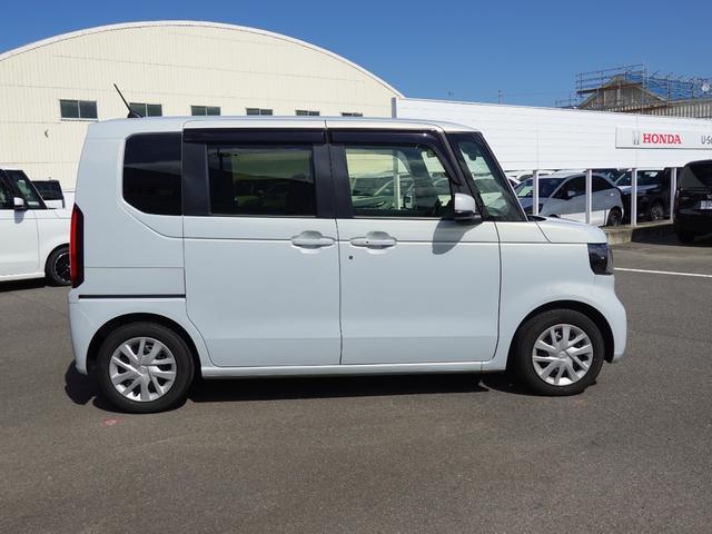 Ｎ－ＢＯＸ ベースグレード　当店デモカー　ＨＯＮＤＡＣＯＮＥＣＴナビ（ＶＸＭ２４５ＺＦＥｉ）ＢＴ接続　ＴＶＥＴＣ車載器　ドラブレコーダー前後（ＤＲＨ－２２４ＳＤ）　片側パワースライドドア（12枚目）