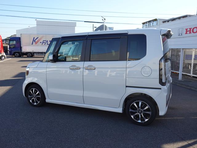 N-BOXカスタム コーディネートスタイル 当店デモカー 両側パワースライドドア ホンダコネクトナビ(LXU242NBI)BT接続 TV DVD/CD ドライブレコーダー(前後)ETC車載器(12枚目)
