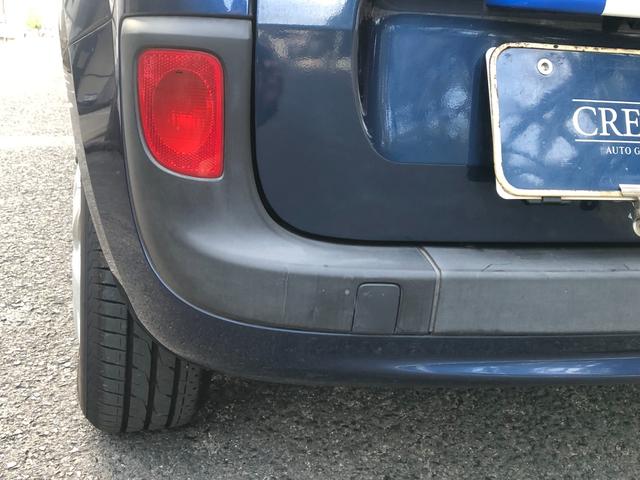 新品タイヤについてるエアバルブ部分に合せるマークは半年程経過すると徐々に薄れてくるのですが、まだはっきり確認できるのでタイヤ４本交換してから半年も経過してないと思われます。