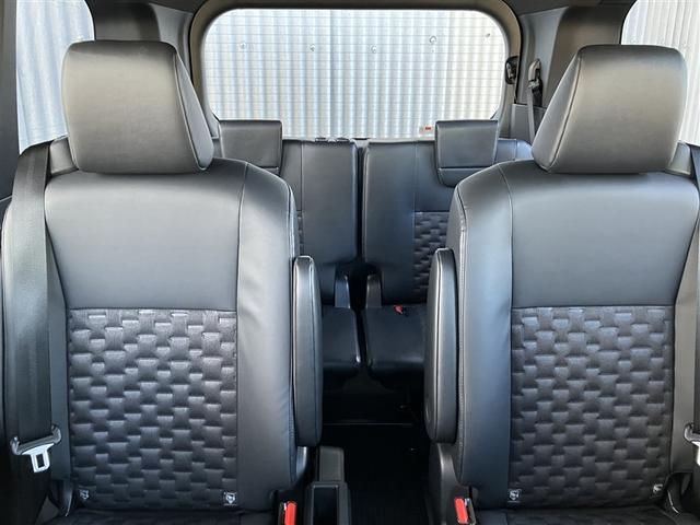 ヴォクシー ハイブリッドS-Z フルセグ メモリーナビ DVD再生 バックカメラ 衝突被害軽減システム ETC 両側電動スライド LEDヘッドランプ 乗車定員7人 3列シート ワンオーナー(11枚目)