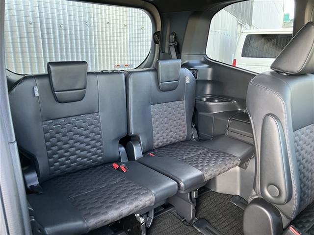 ヴォクシー ハイブリッドS-Z フルセグ メモリーナビ DVD再生 バックカメラ 衝突被害軽減システム ETC 両側電動スライド LEDヘッドランプ 乗車定員7人 3列シート ワンオーナー(14枚目)