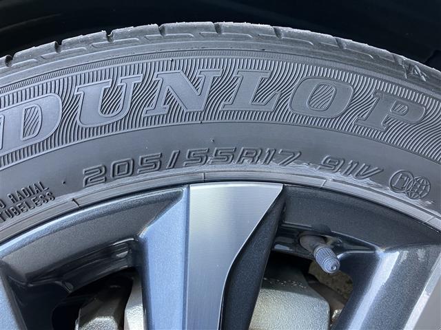 ヴォクシー ハイブリッドS-Z フルセグ メモリーナビ DVD再生 バックカメラ 衝突被害軽減システム ETC 両側電動スライド LEDヘッドランプ 乗車定員7人 3列シート ワンオーナー(37枚目)