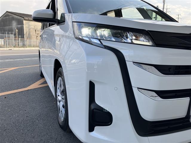 ノア Ｘ　クルマイスシヨウ　タイプ２　福祉車両　メモリーナビ　バックカメラ　衝突被害軽減システム　ドラレコ　両側電動スライド　ＬＥＤヘッドランプ　ウオークスルー　乗車定員７人　３列シート　ワンオーナー（36枚目）