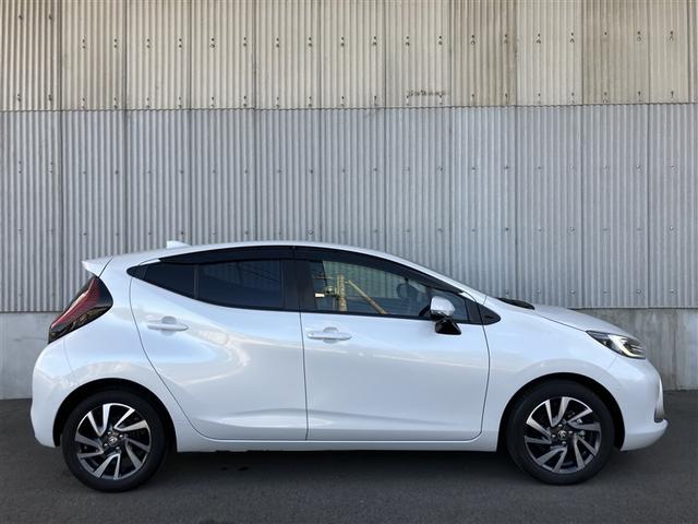 アクア Ｚ　フルセグ　メモリーナビ　バックカメラ　衝突被害軽減システム　ＥＴＣ　ドラレコ　ＬＥＤヘッドランプ　ワンオーナー（3枚目）