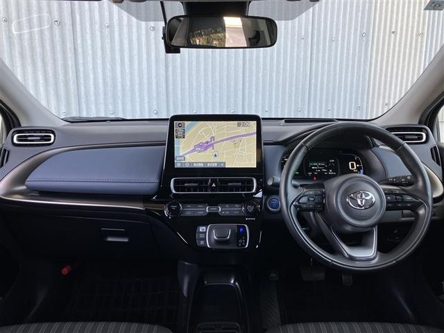 アクア Ｚ　フルセグ　メモリーナビ　バックカメラ　衝突被害軽減システム　ＥＴＣ　ドラレコ　ＬＥＤヘッドランプ　ワンオーナー（6枚目）