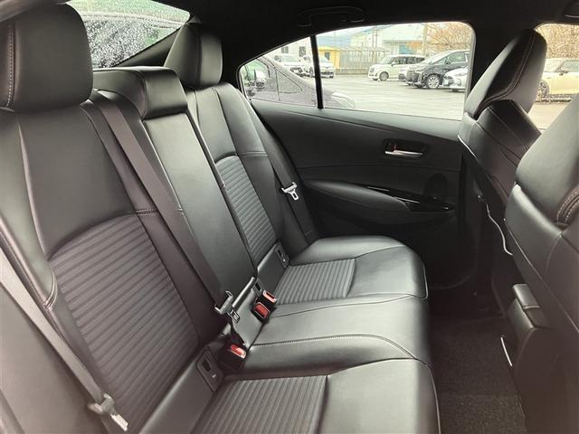 カローラ ハイブリッド　ダブルバイビー　バックカメラ　衝突被害軽減システム　ＥＴＣ　ドラレコ　ＬＥＤヘッドランプ　ワンオーナー（12枚目）