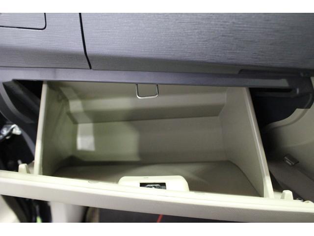 すぐに取り出せ、しまえる多彩な収納が付いています。