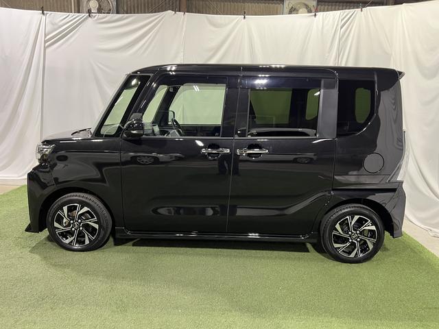タント カスタムＸ　認定中古車　ＣＶＴ　９インチディスプレイオーディオ　バックカメラ　キーフリーシステム　ステアリングスイッチ　両側パワースライドドア　助手席側ピラーレス（3枚目）