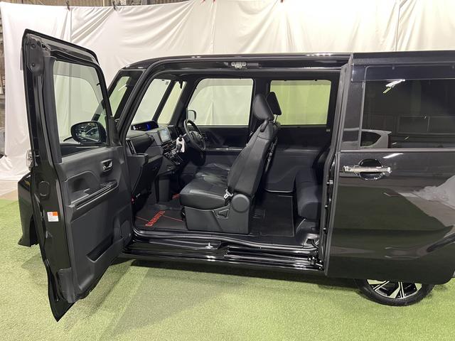 タント カスタムＸ　認定中古車　ＣＶＴ　９インチディスプレイオーディオ　バックカメラ　キーフリーシステム　ステアリングスイッチ　両側パワースライドドア　助手席側ピラーレス（4枚目）